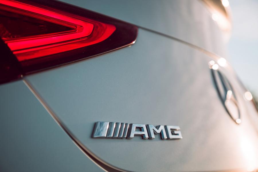 Логотип Mercedes-AMG CLS53 4Matic+ (C257) 2019 года  (AU) (фото 2 из 40)